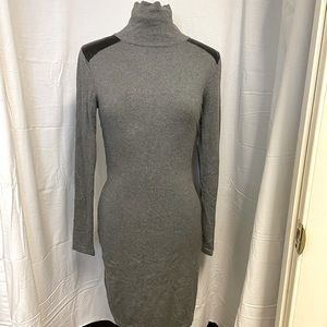 Longe sleeve body con dress